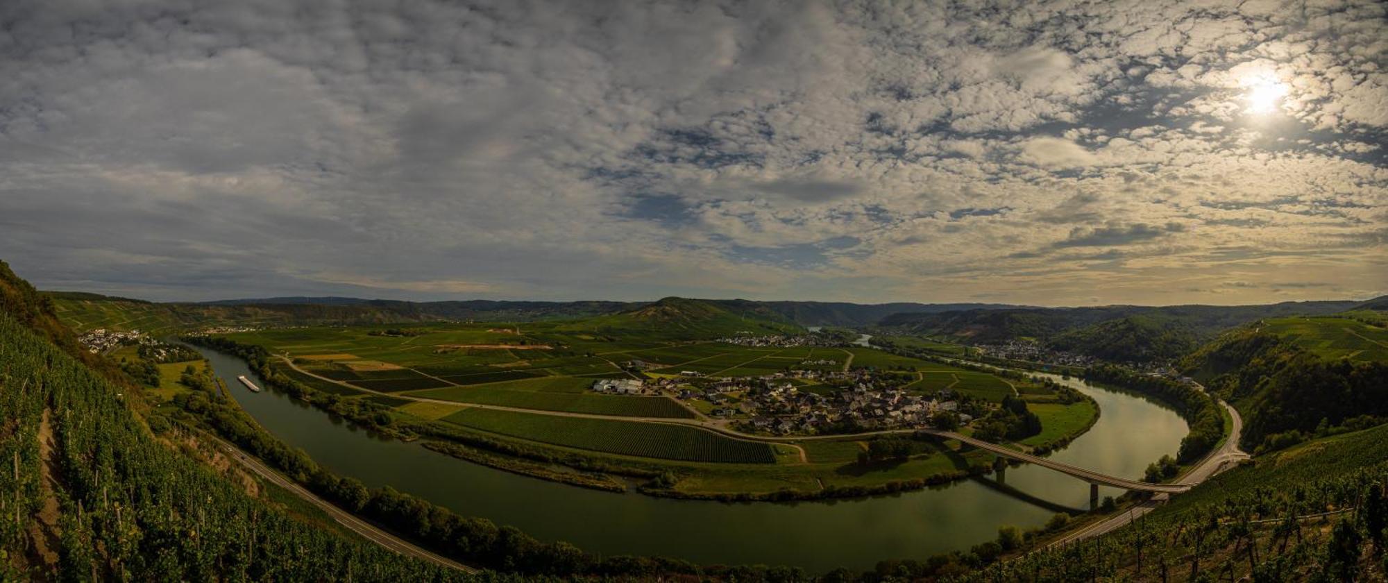 Neue Fewo Mit Schlossblick - Urlaub Im Wein- Und Ferienort Bekond Εξωτερικό φωτογραφία